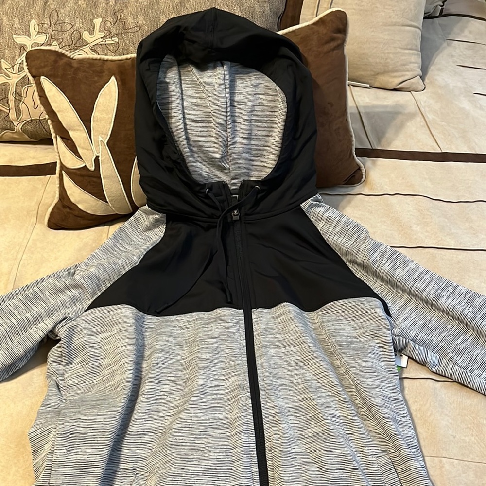 DSG zip-up jacket